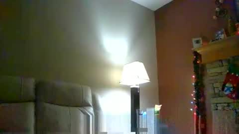 Snapshot of passporttraveler1 chatting on January 16, 1:27 am passporttraveler1 online show from January 16, 1:27 am