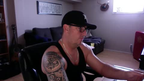 patmilll online show from December 15, 6:04 pm