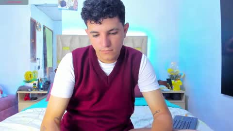 Patrick online show from April 18, 11:38 pm