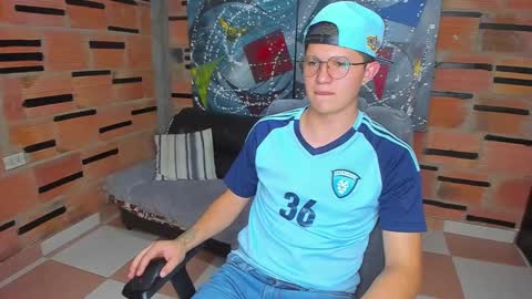 .... online show from February 14, 10:58 pm