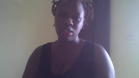 Snapshot of pattiekee chatting on December 11, 7:53 am pk online show from December 11, 7:53 am