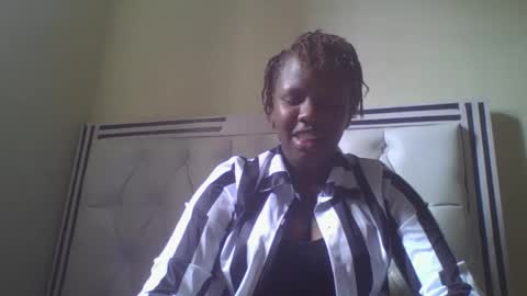 Snapshot of pattiekee chatting on December 2, 10:03 am pk online show from December 2, 10:03 am