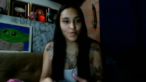 Pau online show from July 15, 5:34 am