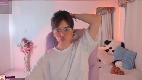 Sofa online show from February 5, 7:29 am