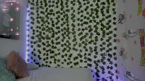 Snapshot of pau_delima__ chatting on February 21, 12:05 am paulina online show from February 21, 12:05 am