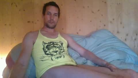 paueriwan online show from April 13, 8:07 am