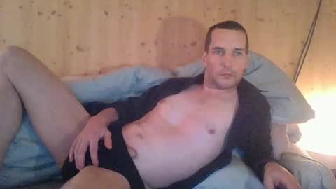 paueriwan online show from February 6, 1:14 pm