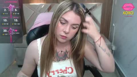 Paula online show from April 30, 5:40 pm