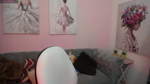 Pau online show from November 25, 12:26 pm