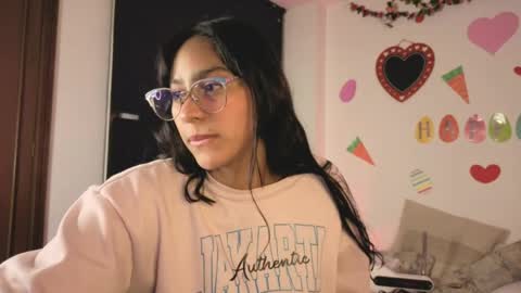 Paula  online show from April 7, 4:47 am