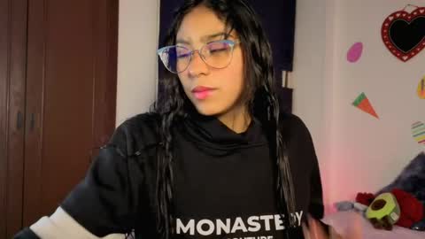 Paula  online show from April 15, 4:27 am