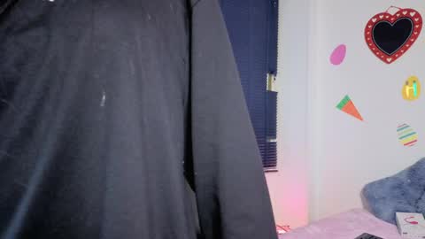 Paula  online show from April 20, 3:53 am