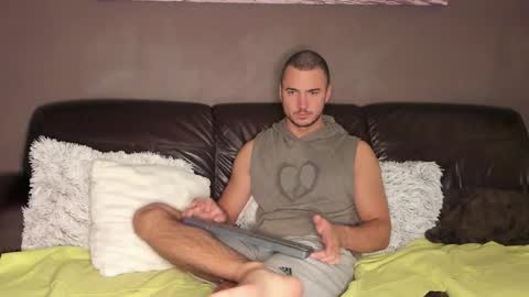 paulblack021 online show from October 26, 10:09 pm