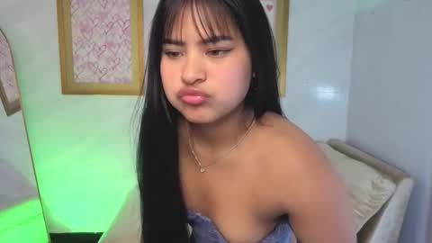 Live 800am 200pm COLOMBIAN HOUR online show from March 13, 2:42 pm