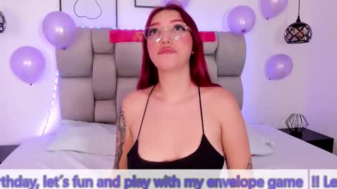 paulina_881 online show from January 14, 5:04 am