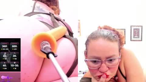 Snapshot of paulina_davis_ chatting on February 26, 8:39 am Paulina Davis online show from February 26, 8:39 am