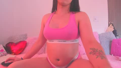 call me ur bbygurl online show from January 17, 8:55 pm