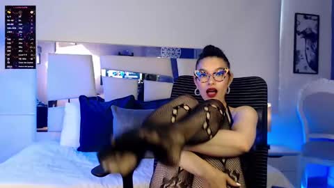 Paulina online show from February 16, 1:38 pm