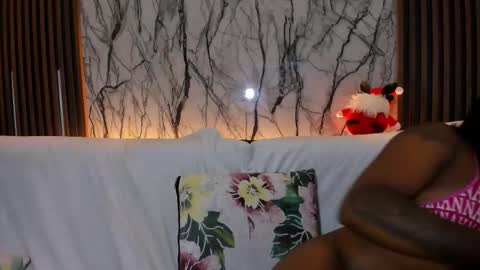 Pauline online show from December 18, 5:47 am