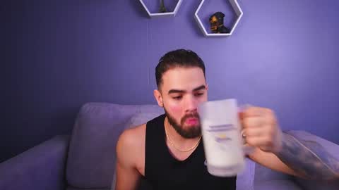 Paul Phoenix online show from November 8, 7:17 pm