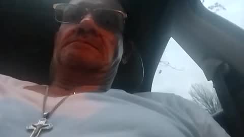 paulymcdona online show from April 14, 10:57 pm