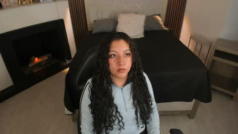 Paulys  online show from April 7, 11:56 am