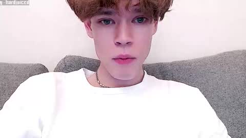 pawclaw online show from December 16, 8:48 pm