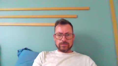 pchittt online show from April 21, 2:02 pm