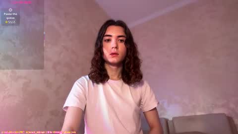 peach_mirage online show from June 18, 5:29 pm