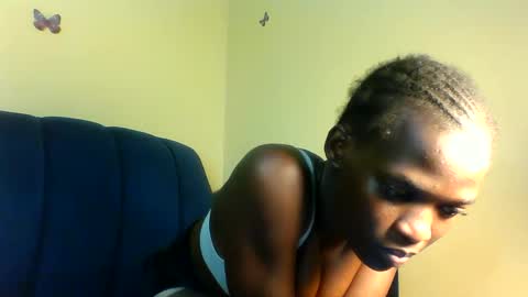 peachie online show from November 4, 1:40 am