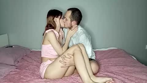 Rina and Max online show from January 6, 7:07 pm