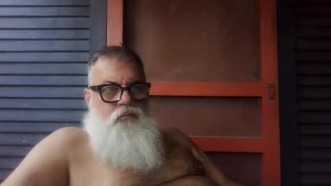 Snapshot of pecos8686 chatting on September 18, 2:43 pm pecos8686 online show from September 18, 2:43 pm