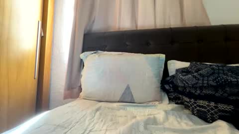 pedroo3689 online show from March 21, 1:16 pm