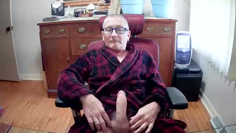 peepingmale online show from March 8, 1:25 pm