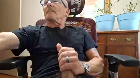 peepingmale online show from January 6, 8:50 pm