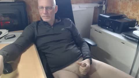 Pemue65 online show from November 24, 10:14 am