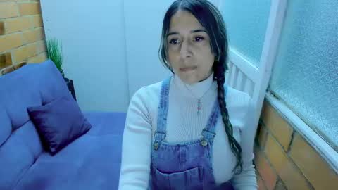 Penelope online show from March 5, 8:53 pm