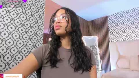 penelope online show from February 7, 3:53 am