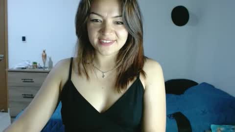 penelopemist online show from March 10, 11:49 pm