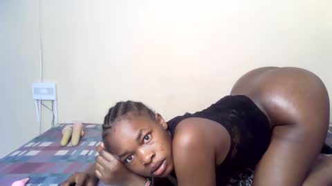 pengcaramell2 online show from April 17, 5:21 am