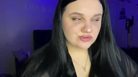 penny_perry online show from April 19, 6:54 pm