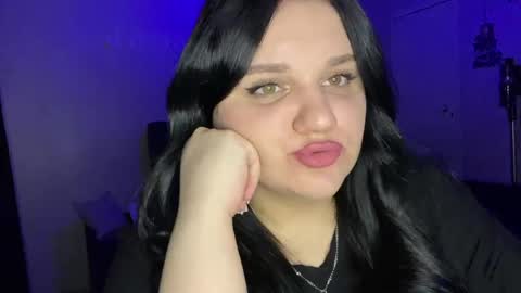 penny_perry online show from April 18, 7:58 pm