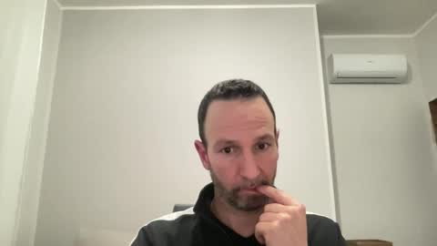 peppinslosqualo online show from February 15, 8:01 pm