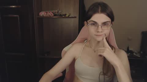 Farida online show from February 11, 1:52 am