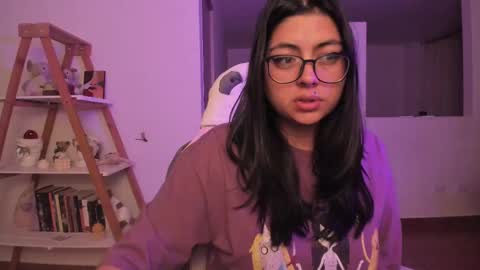 Sarah Ana Banana online show from February 17, 3:15 am