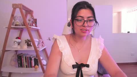 Sarah Ana Banana online show from January 22, 10:48 pm