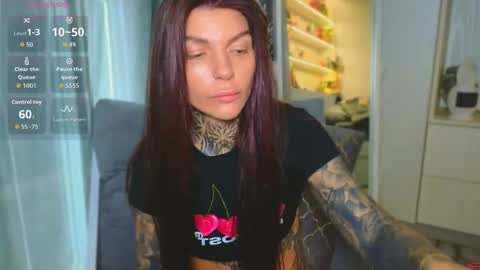 Anna online show from April 19, 8:15 am