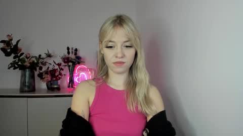 Cindy online show from February 25, 10:15 am