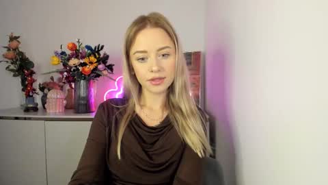 Cindy online show from October 9, 5:46 am