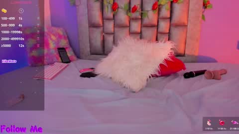 Perla online show from February 22, 10:42 pm